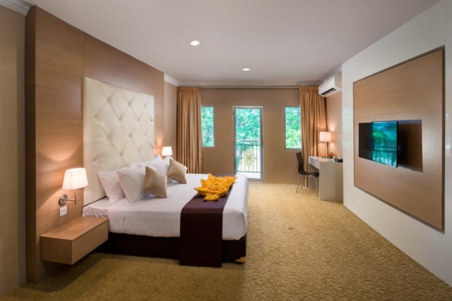 Lanai Casuarina Cempaka Sari Hotel Parit Esterno foto